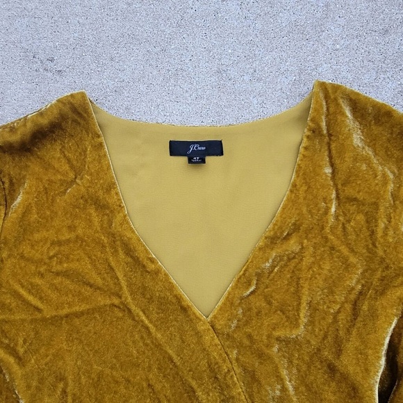 JCREW Velvet Vneck Long Sleeve Shirt Size 4Tall - Picture 2 of 10